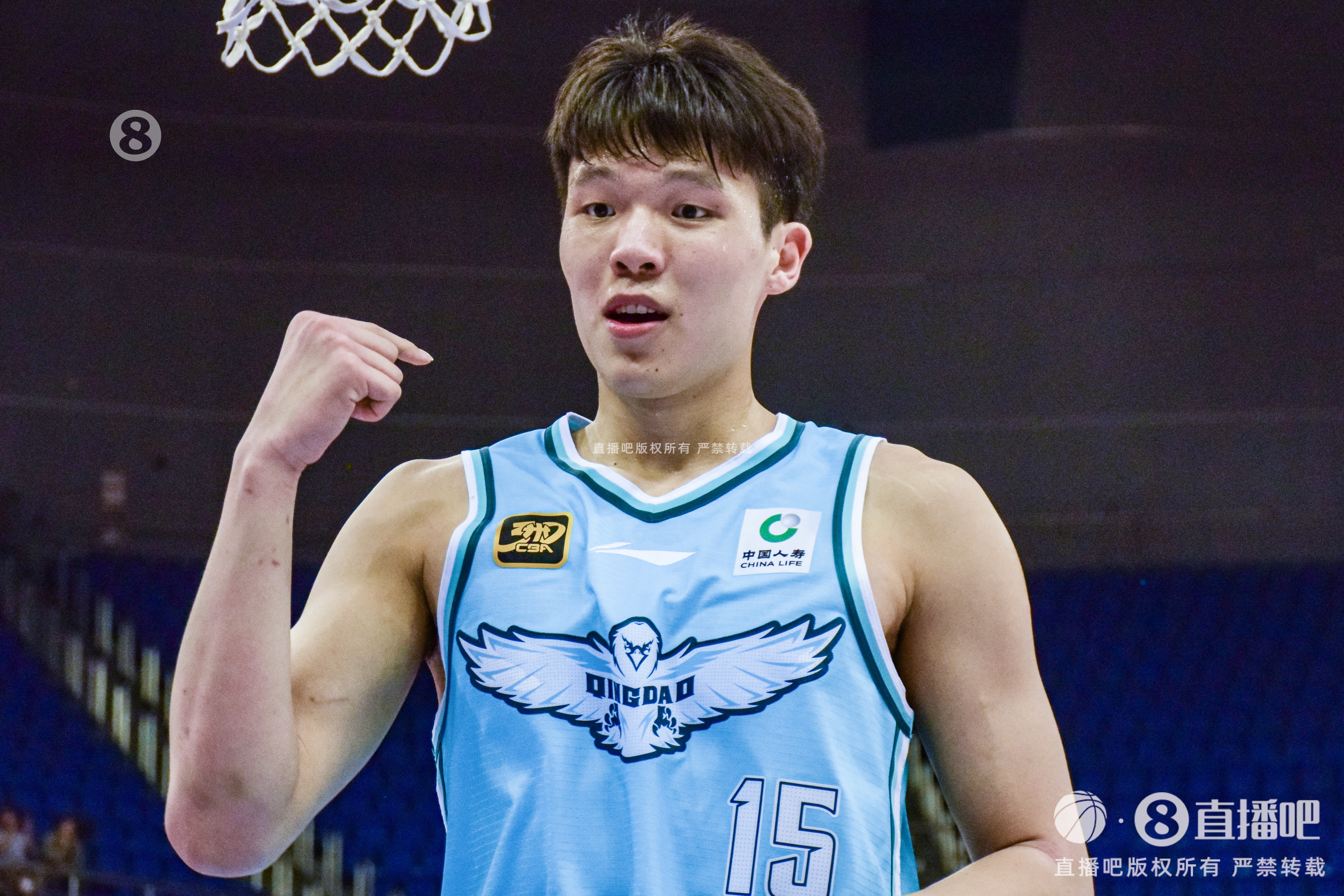 亮點十足！楊瀚森半場7投5中 拿下13分9板2助1斷2帽&正負值+14